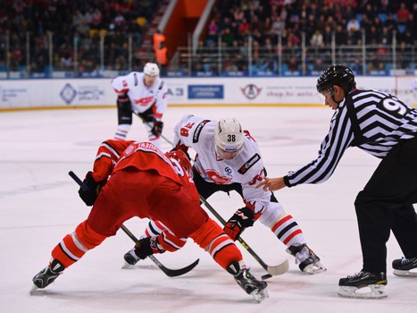 18.09.2015. "Автомобилист" - "Авангард" 3:2ОТ