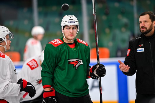 Раскатка «Авангарда» перед матчем в Казани