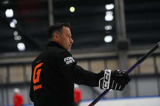 Тренировка «Авангарда» в Хоккейной Академии