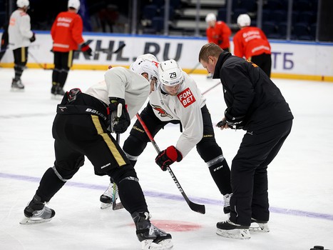 Раскатка «Авангарда» перед выездным матчем с московским «Динамо»