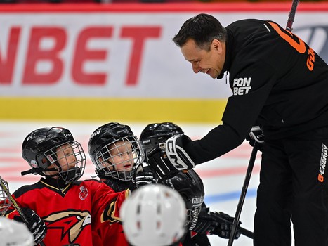 Тренировка воспитанников Хоккейной Академии «Авангард» 2019 года рождения на G-Drive Арене