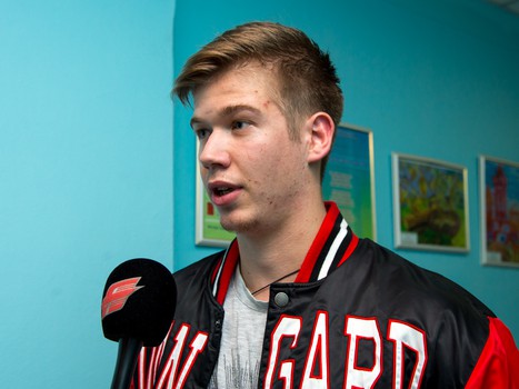 "Авангард" в гостях у юных болельщиков Омской областной клинической больницы