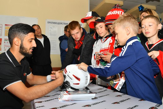 Турнир по следж-хоккею в Омске, день 1