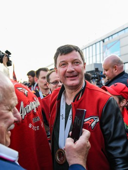 «Авангард» привёз Кубок Гагарина в Омск!