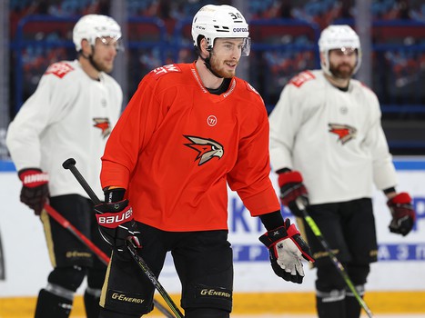 Тренировка «Авангарда» перед пятым матчем серии в Магнитогорске