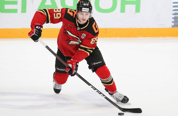 Алексей Потапов сыграл 450-й матч в регулярных чемпионатах КХЛ