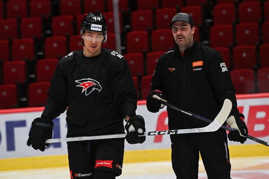 Раскатка «Авангарда» перед матчем с «Нефтехимиком»