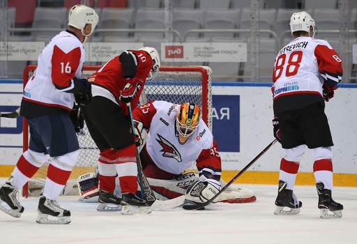 Ветераны «Авангарда» - сборная «Газпром нефти» 11:4