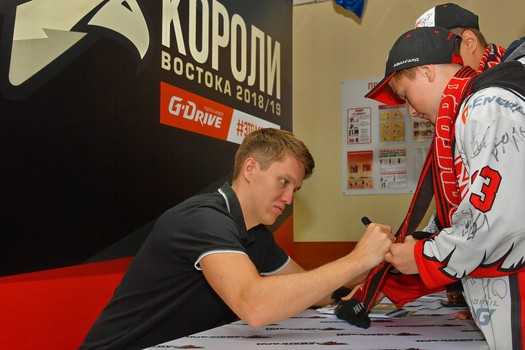 Турнир по следж-хоккею в Омске, день 2