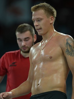 Первая тренировка "Авангарда" на льду