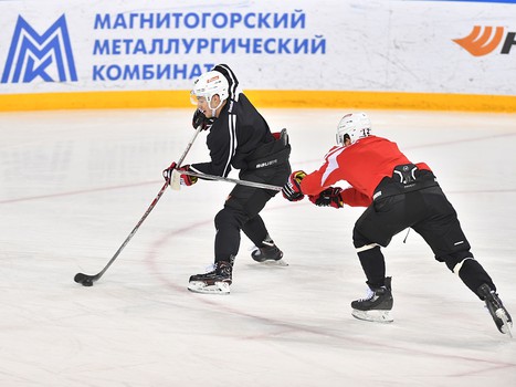 Раскатка "Авангарда" перед выездным матчем с "Металлургом" Мг