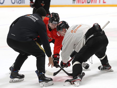 Открытая тренировка «Авангарда» для прессы и болельщиков