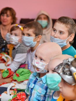 Владимир Соботка в гостях у юных болельщиков клуба из ОДКБ