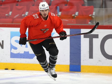 Раскатка «Авангарда» перед матчем в Екатеринбурге