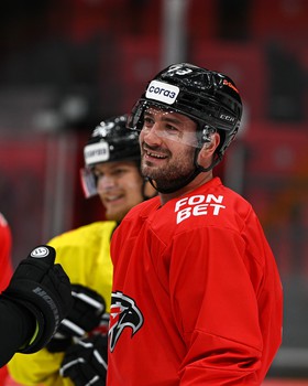 Тренировка «Авангарда» перед матчем с «Трактором»