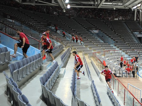 Первая тренировка "Авангарда" на льду