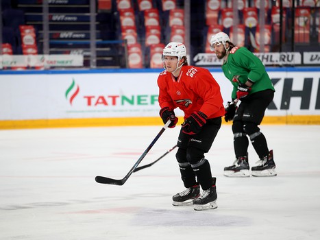 Тренировка «Авангарда» перед пятым матчем серии с «Ак Барсом»