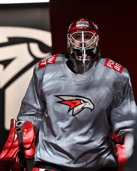 Раскатка «Авангарда» перед пятым матчем серии с «Сибирью»