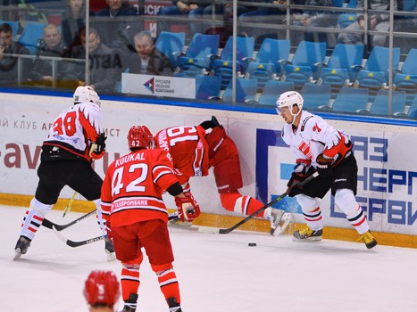 18.09.2015. "Автомобилист" - "Авангард" 3:2ОТ