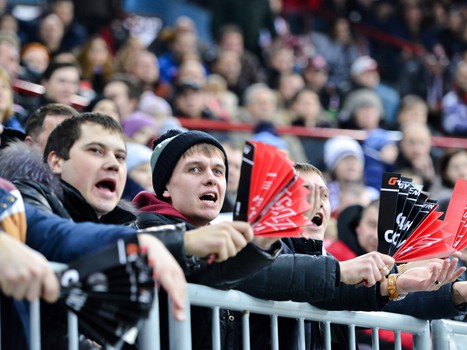 Наша атмосфера. Как поддерживали "Авангард" в сибирском дерби