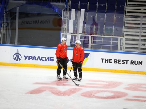 Тренировка «Авангарда» перед матчем в Уфе