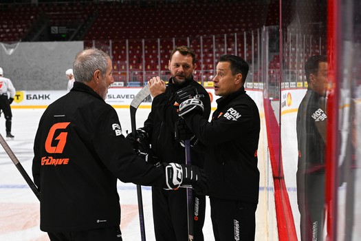 Раскатка «Авангарда» перед матчем в Челябинске