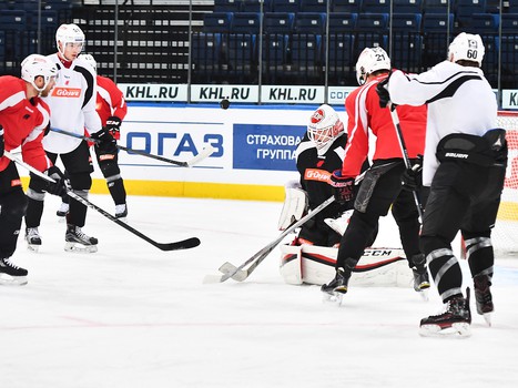 "Авангард" провел раскатку в Минске перед матчем с "Динамо" 