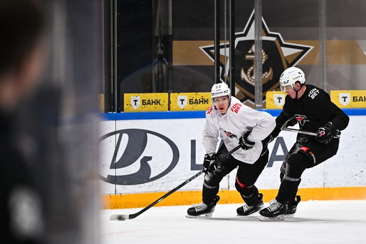 Тренировка «Авангарда» перед матчем во Владивостоке