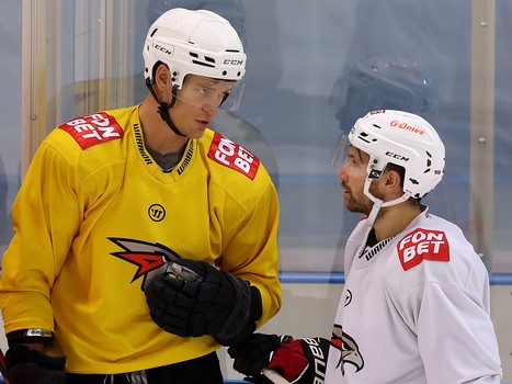 Тренировка «Авангарда» в Сочи