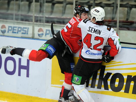 19.10.2013 "Металлург" (Нк) - "Авангард"