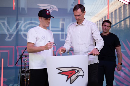 Дмитрий Рашевский в Омске на вечеринке Буэнос Летос