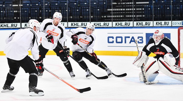 "Концентрация с первой и до последней секунды!" Как "ястребы" готовятся к матчу в Минске