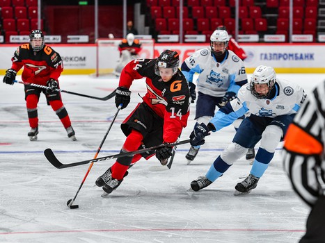 Первая официальная игра на G-Drive Арене: «Омские Ястребы» – «Сибирские Снайперы»