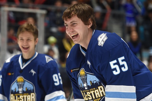 Евгений Медведев и Егор Мартынов на Мастер-шоу Матча звезд КХЛ в Астане