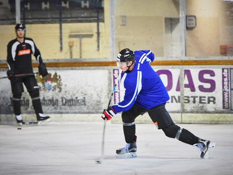 Раскатка "Авангарда" перед товарищеской игрой с "Витязем"