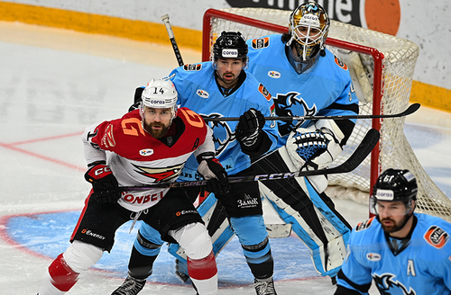 ПОДСЛУШАНО: ПАЦАНЫ, ЗАВОДИМСЯ | Матч «Динамо» Минск - «Авангард» (ВИДЕО)