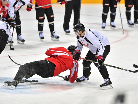 Тренировка "Авангарда" перед стартом турнира в Ярославле