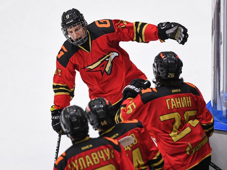 Четвертьфиналы Первенства ЮХЛ в Омске