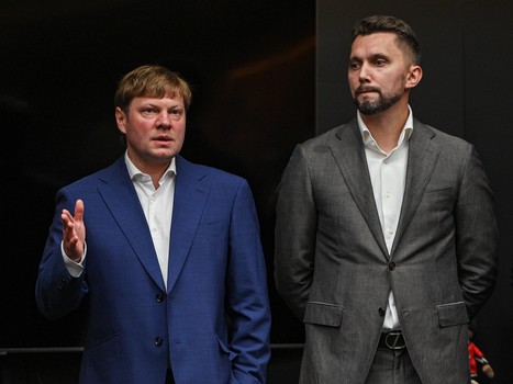 Первая ледовая тренировка «Авангарда»