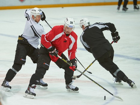 Раскатка "Авангарда" в Екатеринбурге перед игрой с "Автомобилистом"