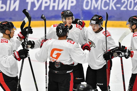 Двусторонний матч «Авангарда»