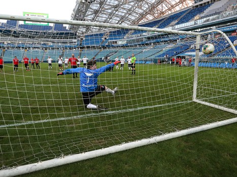 Товарищеский матч по футболу. Сборная «Авангард» - «Мощные СМИ» 13:2