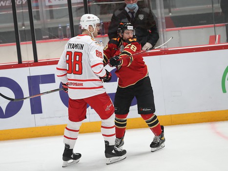 10.03.2021. 1/4 финала, 5 матч. «Авангард» - «Автомобилист» 3:1