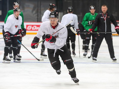 Раскатка «Авангарда» перед матчем с «Северсталью»