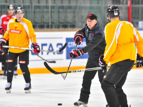 Раскатка "Авангарда" перед матчем с "Йокеритом"