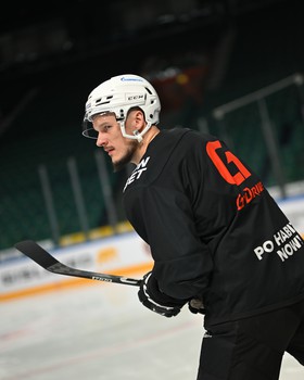 Тренировка «Авангарда» перед матчем в Казани