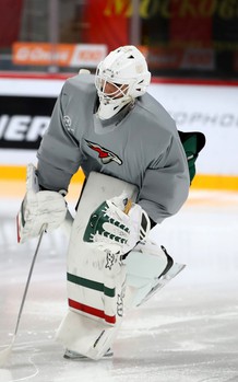 Новичок «Авангарда»: вратарь Эмиль Гарипов