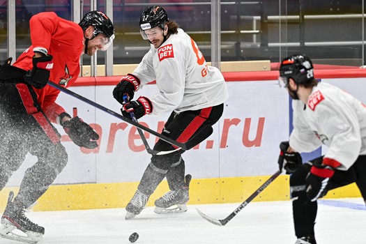 Тренировка «Авангарда» в Омске
