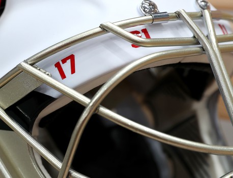 Новые шлемы Шимона Грубеца