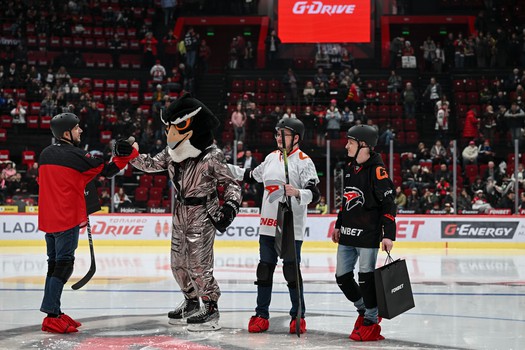 «Авангард» - «Нефтехимик» 4:2. Вокруг матча